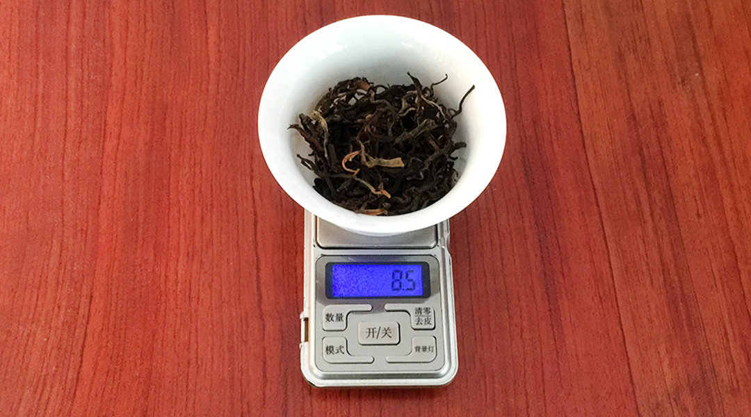 福安隆晒红VS烤红，谁说红茶不能用100℃沸水冲泡？配图